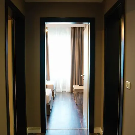Otel Majestic