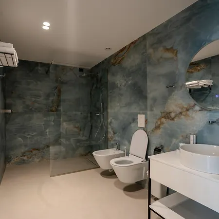 Majestic 4* Durres