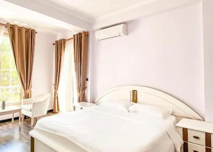 Hotel Majestic Durres