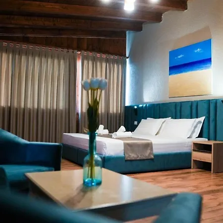Hotell Majestic 4*