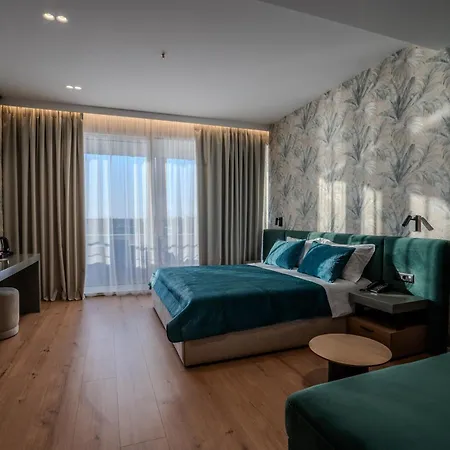 Majestic Otel Dıraç